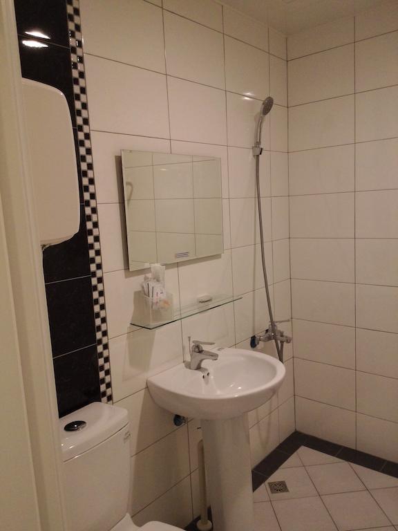 Tilon Hotel Pingtung Værelse billede